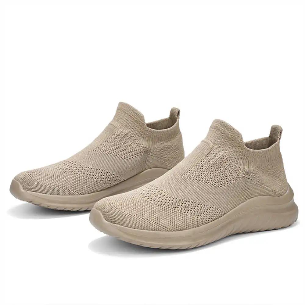 Beige Soft New Novelty Tennis  - Mens Fashion In 40S ulasan dan harga
